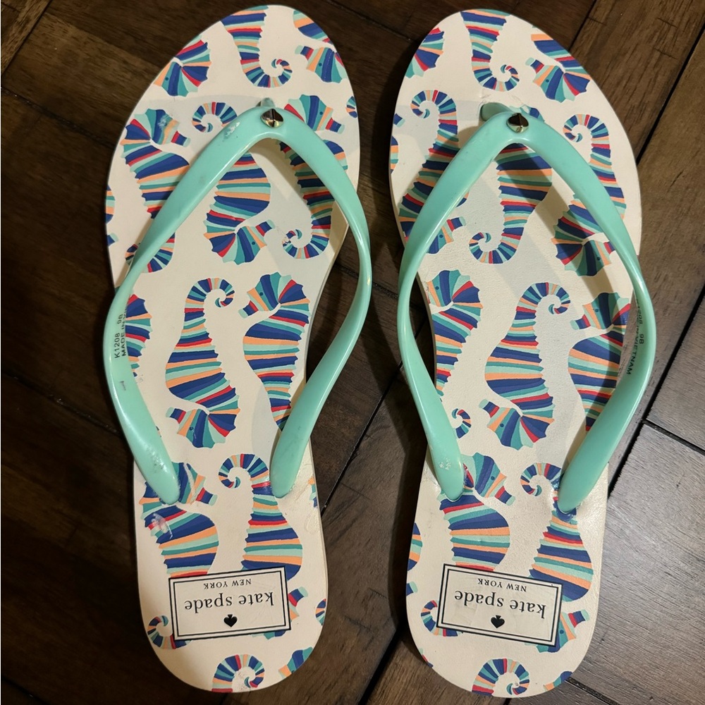 NEVER WORN Kate Spade Aqua/Teal Seahorse Sandals / Flip Flops Size 9